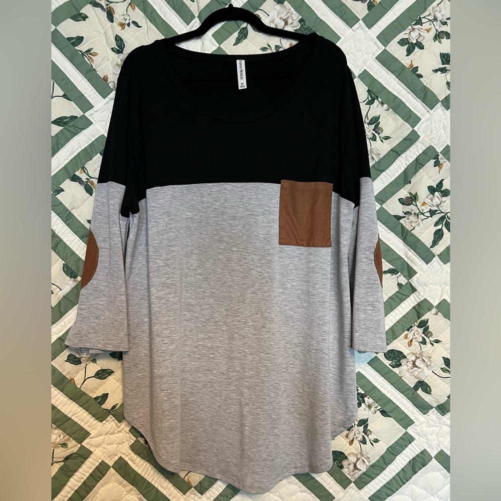 Zenana Outfitters Black and Gray Long Sleeve Tee with Tan Details